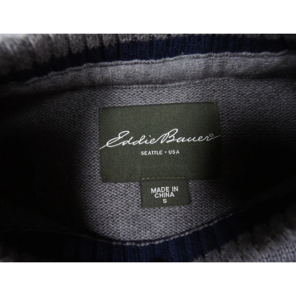 Eddie Bauer Sweater Mens Small Gray Knit Crewneck USA Flag Pullover Cotton
